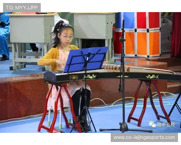 诗词点睛 球场英豪 以古韵品味足球球星风采