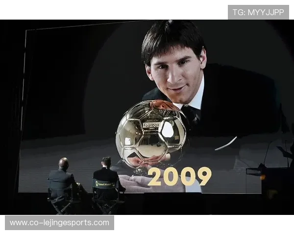 足球界带大字球星：他们用名字与传奇铸就历史与荣耀